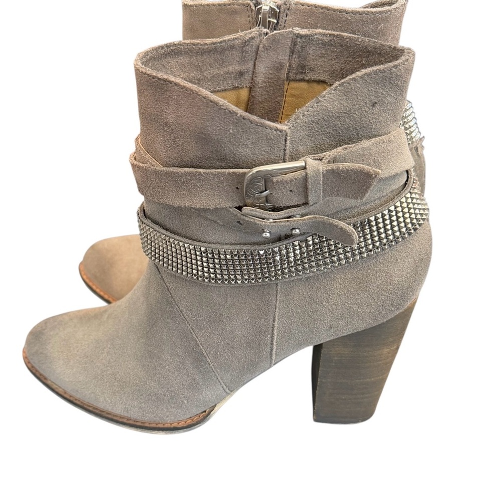 Nine-West Zaza Gray Suede Buckled Western Ankle-Boots - Picture 12 of 16
